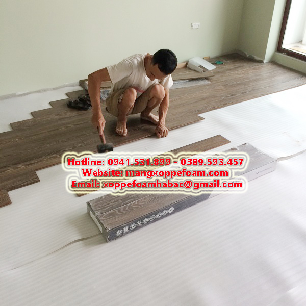 Màng xốp lót sàn