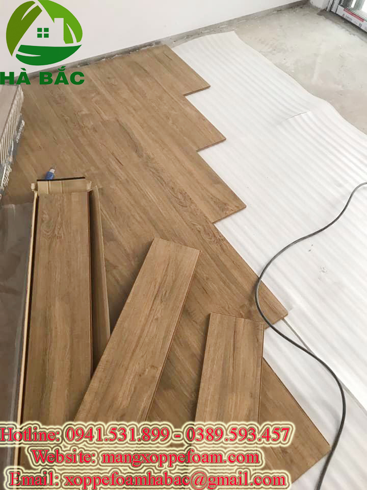 Tấm xốp pe foam lót sàn gỗ